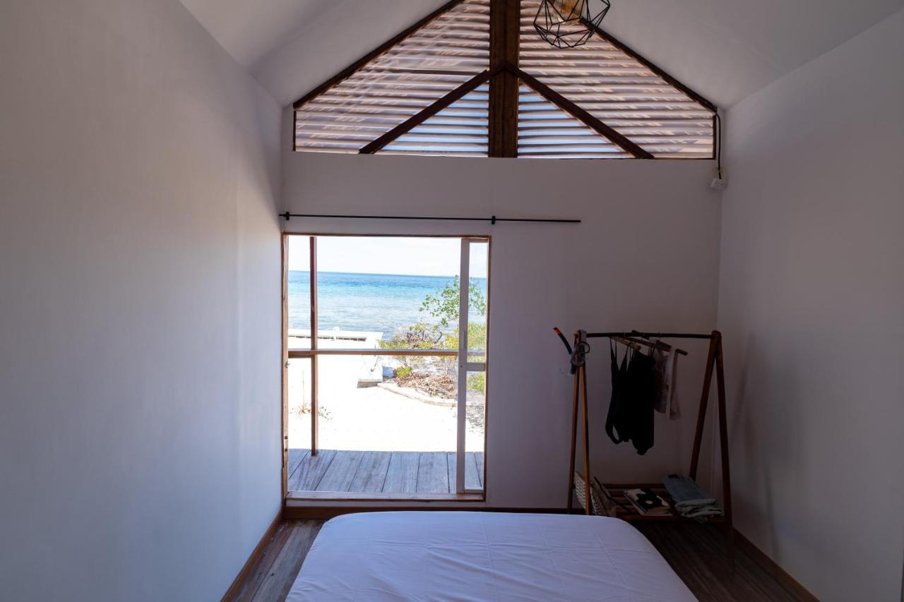 Santa Lova Eco-Hostel Isla Tintipan Tintipan Island エクステリア 写真